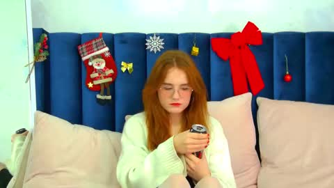 Amy online show from December 2025 06:20:01 AM