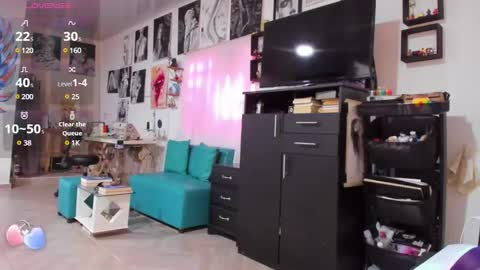 AmyEloise online show from March 2025 08:00:01 PM