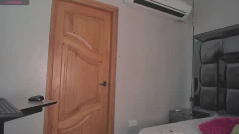 Snapshot of amy_bubble chatting on February 2025 05:42:01 PM Bel online show from February 2025 05:42:01 PM