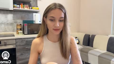 Snapshot of amy_chill chatting on December 2024 12:11:01 PM Amy Chill online show from December 2024 12:11:01 PM