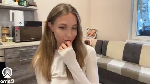 Snapshot of amy_chill chatting on January 2025 12:37:02 PM Amy Chill online show from January 2025 12:37:02 PM