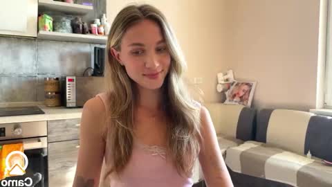 Snapshot of amy_chill chatting on September 2025 09:57:01 AM Amy Chill online show from September 2025 09:57:01 AM