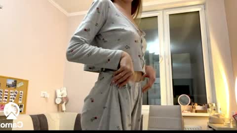 Amy Chill online show from April 2026 07:07:01 PM