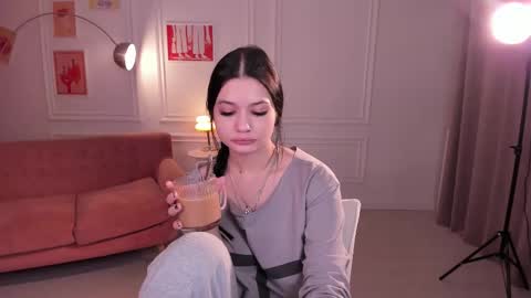 Snapshot of amy_does chatting on November 2025 01:22:01 PM Amy online show from November 2025 01:22:01 PM