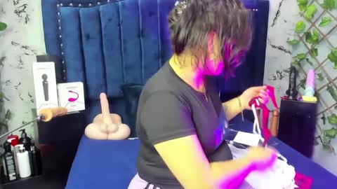 Amy Hoy69 online show from March 2026 03:10:01 AM