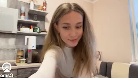 Snapshot of amy_meoww chatting on January 2025 12:48:02 PM amy_meoww online show from January 2025 12:48:02 PM