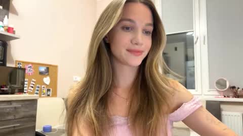 amy_meoww online show from October 2025 06:32:01 PM