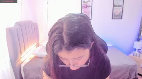 Snapshot of amy_sophiaa chatting on January 2025 01:53:01 PM Amy sophia 3 online show from January 2025 01:53:01 PM
