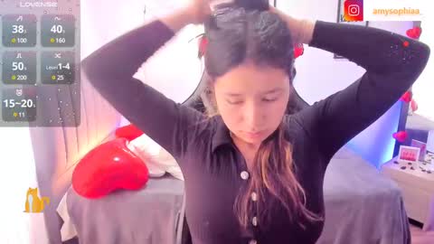 Snapshot of amy_sophiaa chatting on February 2025 01:44:01 PM Amy sophia 3 online show from February 2025 01:44:01 PM