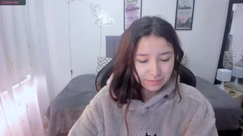Snapshot of amy_sophiaa chatting on October 2025 01:11:01 PM Amy sophia 3 online show from October 2025 01:11:01 PM