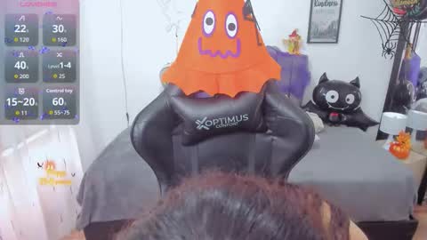 Amy sophia 3 online show from October 2025 01:34:02 PM