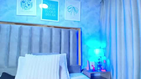 Snapshot of amy_swann chatting on July 2026 11:57:01 AM Amy online show from July 2026 11:57:01 AM