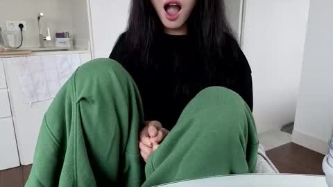 Snapshot of amyalwayshere chatting on February 2026 02:48:02 PM girl next door named Amy online show from February 2026 02:48:02 PM