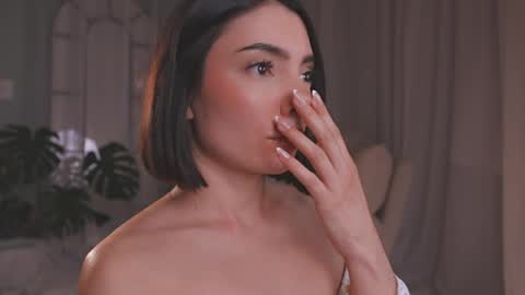 Amy Armstrong online show from April 2026 11:13:02 PM