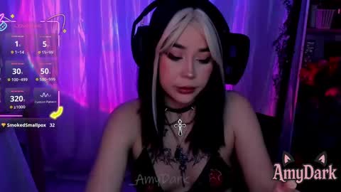 Amy online show from October 2025 10:12:02 PM