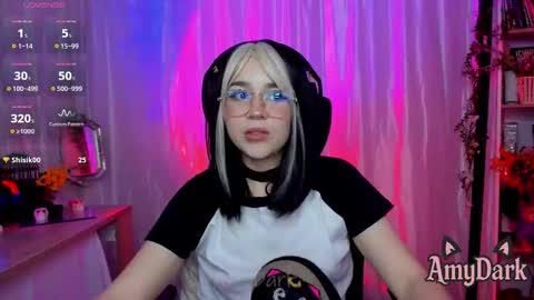 Amy online show from November 2025 12:32:01 AM