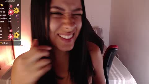 Jenn  online show from December 2024 10:38:02 AM