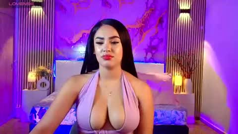Snapshot of amyjohnsonn chatting on July 2026 03:13:01 AM amyjohnsonn online show from July 2026 03:13:01 AM