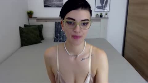 Snapshot of amylexy chatting on December 2024 11:14:01 AM Hi there guys  My pleasure in your hands  pvt is open online show from December 2024 11:14:01 AM