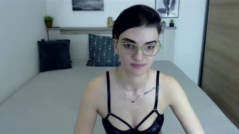 Snapshot of amylexy chatting on January 2025 02:14:02 PM Hi there guys  My pleasure in your hands  pvt is open online show from January 2025 02:14:02 PM