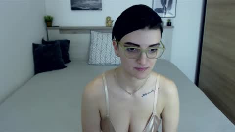 Snapshot of amylexy chatting on January 2025 08:31:01 AM Hi there guys  My pleasure in your hands  pvt is open online show from January 2025 08:31:01 AM