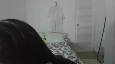 Amy online show from December 2025 06:26:01 PM