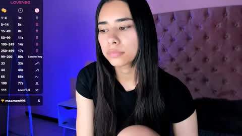 Amy ... Nice to meet u   thumb up me please its important online show from March 2025 10:59:02 AM