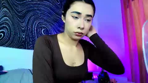Snapshot of amyolimpo chatting on July 2026 08:46:02 PM Amy ... Nice to meet u thumb up me please its important online show from July 2026 08:46:02 PM