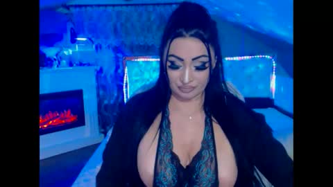 Snapshot of amyrarosera chatting on February 2025 01:02:01 AM Alimoonyia online show from February 2025 01:02:01 AM