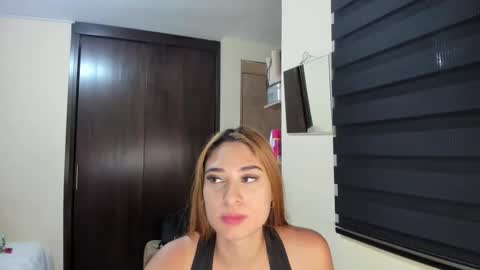 Snapshot of amywalker01 chatting on April 2026 07:04:02 PM amy online show from April 2026 07:04:02 PM