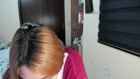 Snapshot of amywalker01 chatting on April 2026 07:49:02 PM amy online show from April 2026 07:49:02 PM