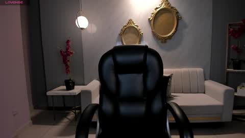 Snapshot of amywalker_ chatting on February 2025 10:19:01 AM AMY WALKER online show from February 2025 10:19:01 AM