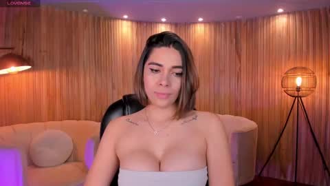 Snapshot of amywalker_ chatting on February 2025 10:15:02 AM AMY WALKER online show from February 2025 10:15:02 AM