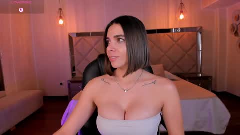 Snapshot of amywalker_ chatting on March 2025 04:09:02 PM AMY WALKER online show from March 2025 04:09:02 PM
