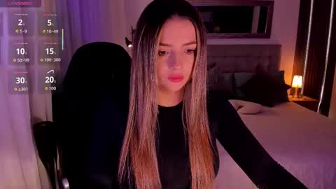 Snapshot of amywoods chatting on October 2025 07:25:02 PM online show from October 2025 07:25:02 PM