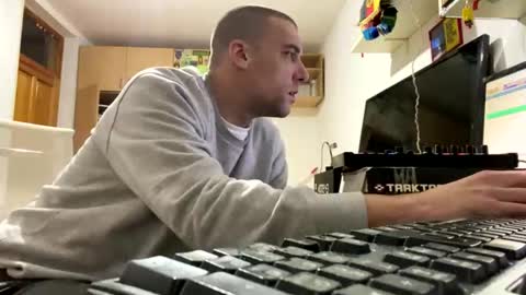 amyyrlikesdeep online show from October 2025 11:35:02 PM