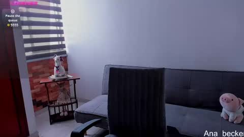 Ana online show from September 2025 05:13:01 PM