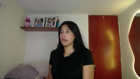 Ana online show from November 2025 02:58:02 AM