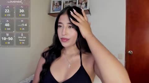 Ana online show from December 2025 03:26:02 AM