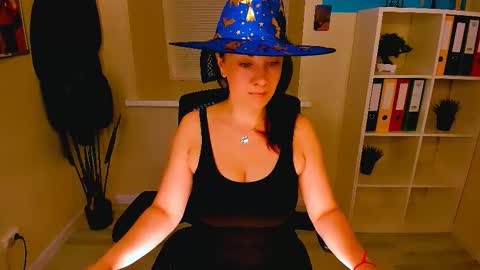 Ana online show from October 2025 10:28:02 AM