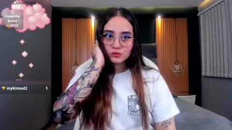 Snapshot of ana_taylor2 chatting on February 2025 08:35:02 PM Ana online show from February 2025 08:35:02 PM