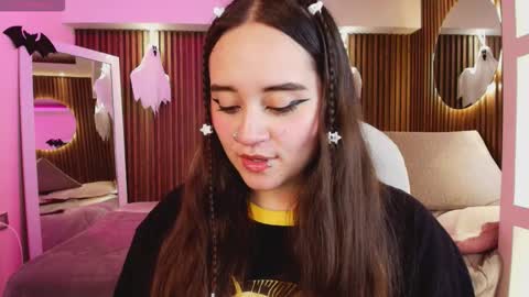 Snapshot of ana_taylor2 chatting on October 2025 07:33:02 PM Ana online show from October 2025 07:33:02 PM