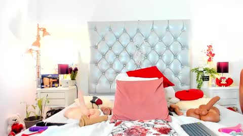 anaa_bellaa online show from March 2025 04:17:02 PM