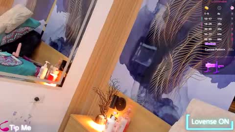 anabacker01 online show from October 2025 07:47:01 PM