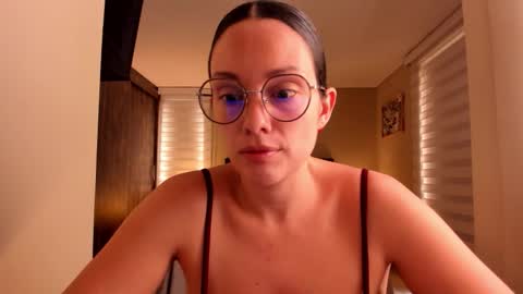 Anabel online show from January 2026 02:54:02 PM