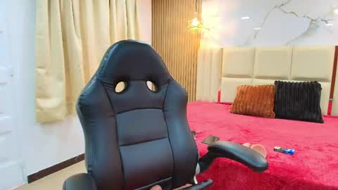 Anabella online show from April 2026 12:29:02 PM