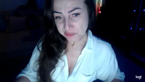 Milana online show from April 2026 02:00:01 AM