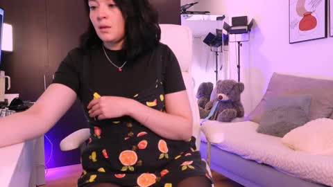 IG Soyanah  online show from November 2025 04:29:01 PM