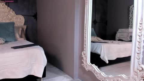 Ana Henao or Annie... Follow me ahenaocb Insta  X online show from November 2025 08:38:02 PM