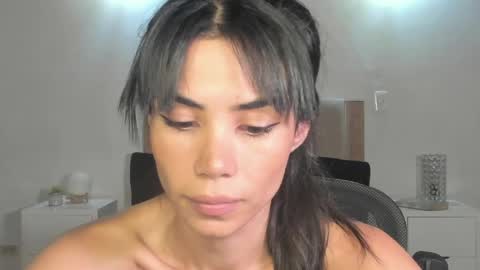 Ana Henao or Annie... Follow me ahenaocb Insta  X online show from April 2026 01:42:02 AM